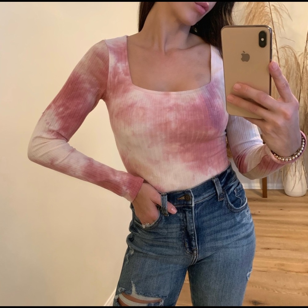 NWT S Gorgeous Pink Tie Dye Bodysuit 💕💕💕🎉